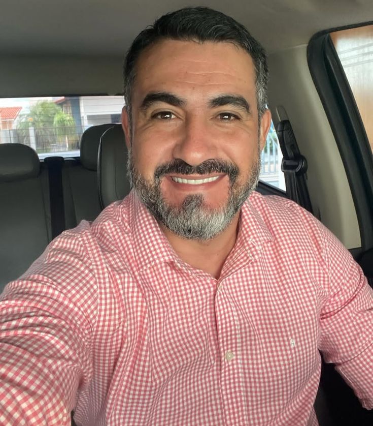 <em>Jorge </em>Ramírez